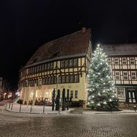 Rathaus-weihnachtlich